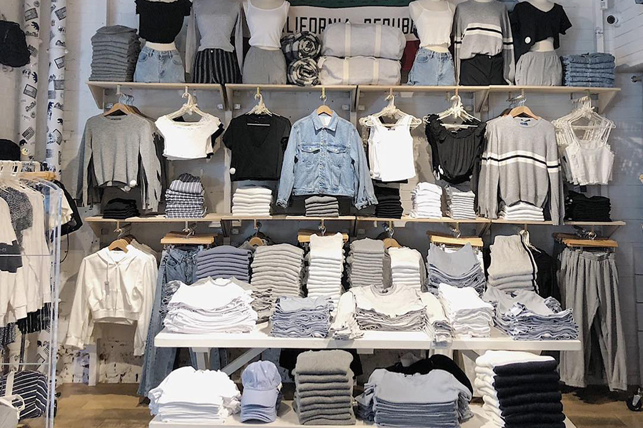 inside brandy melville store