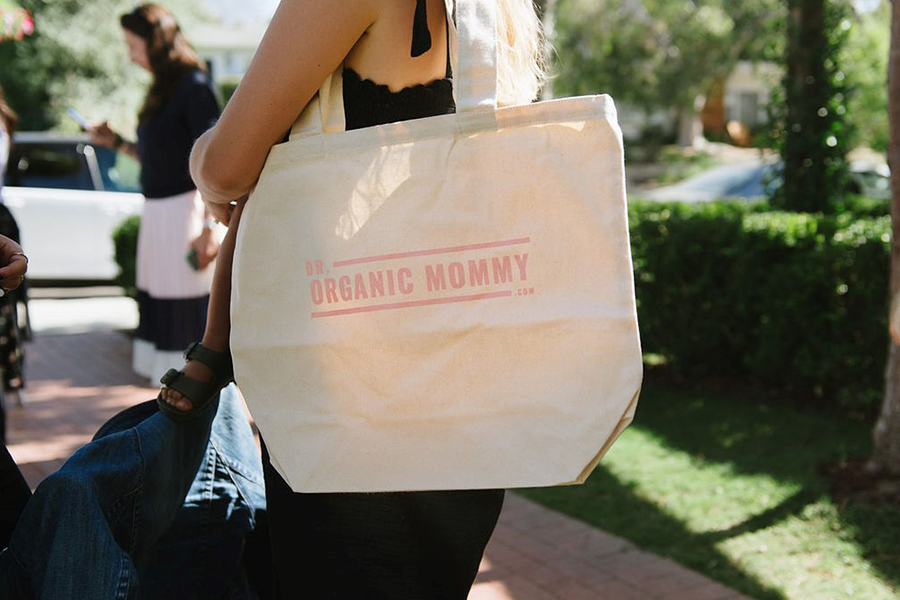 Dr. Organic Mommy with mini mioche