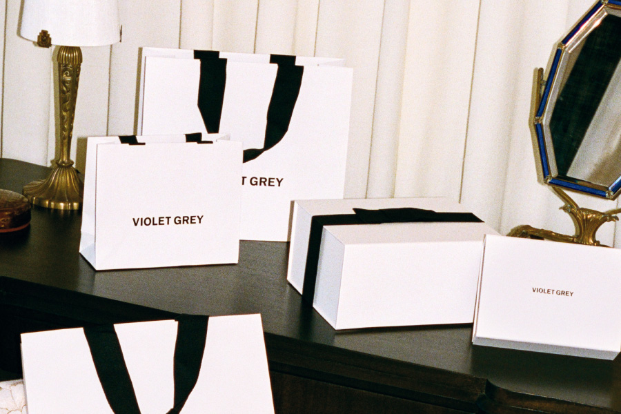 PUT IT IN THE BAG Event at VIOLET GREY